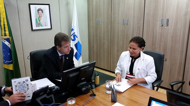 Ministro da Saúde e senadora Regina 1