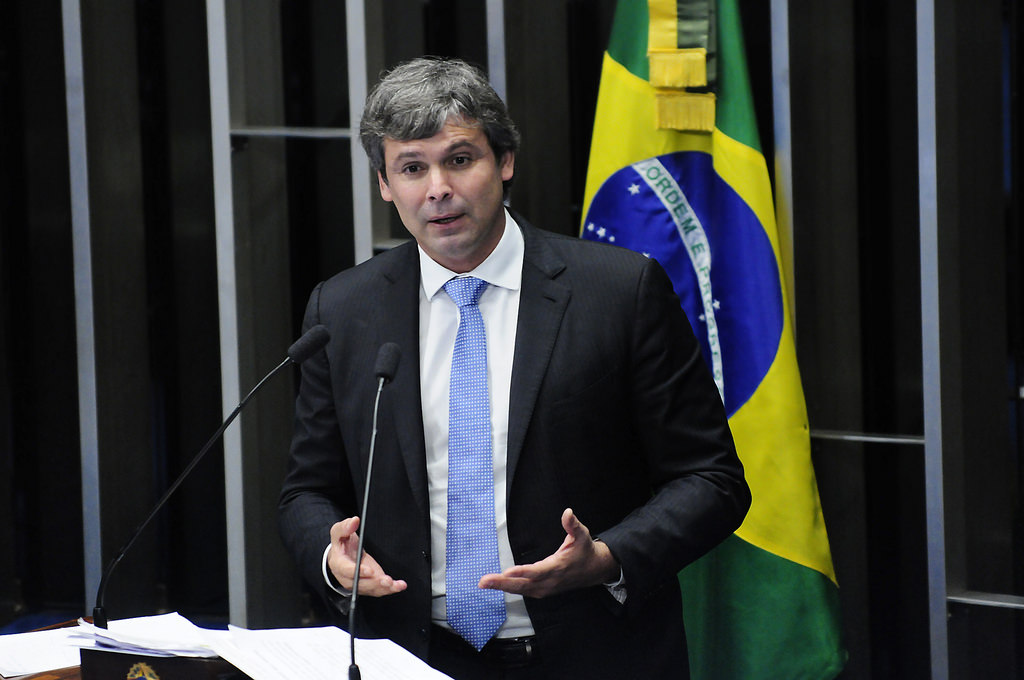 lindbergh8866850 7d5c750b76 b