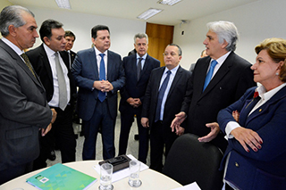 Delcídio-com-os-governadores-do-Consórcio-Brasil-Central