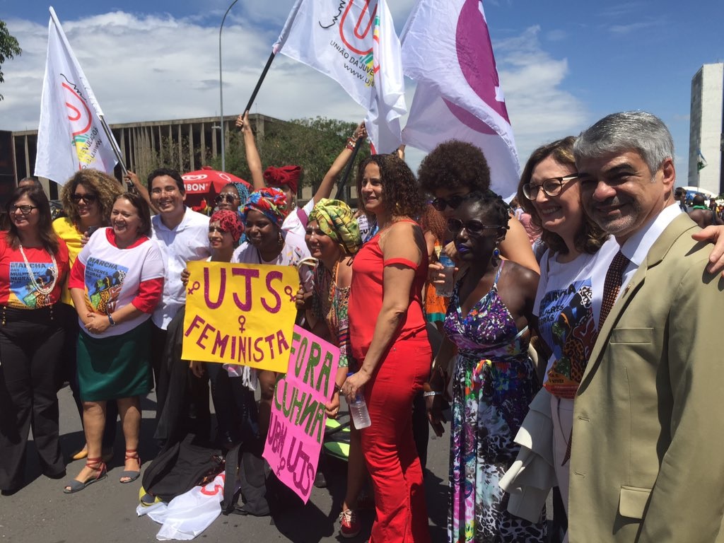Humberto-na-Marcha-das-Mulheres-Negras