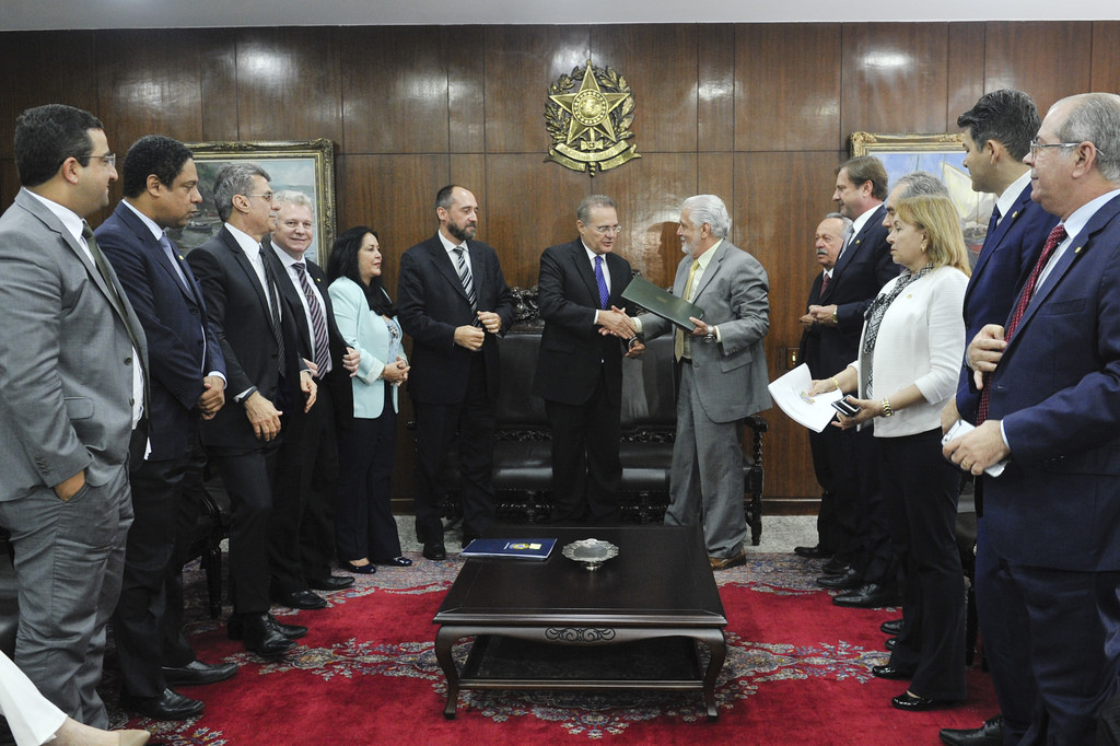 presidencia82385655 f39af11276 b