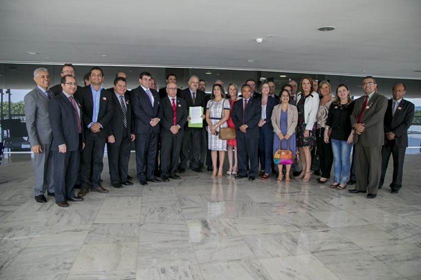 reitores contra golpe 2