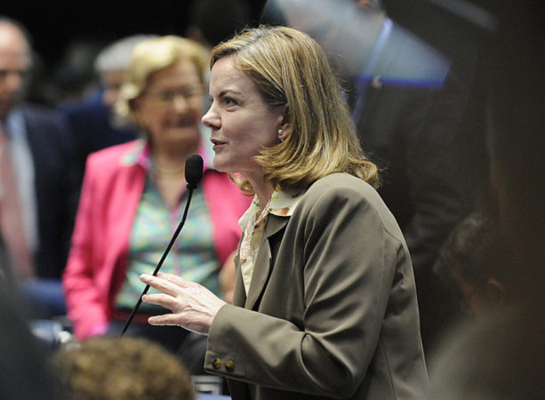 Senadora Gleisi Hoffmann pacote Temer