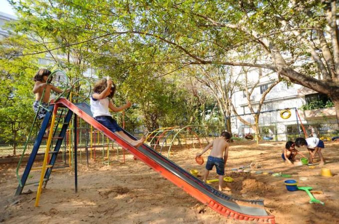 parques infantis ABNT
