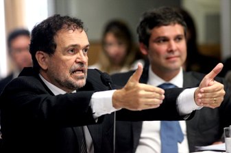Pinheiro abre debate sobre papel das agências reguladoras