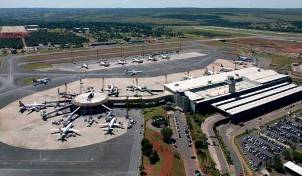 Governo elabora plano para aviação regional; Viana cobra visão estratégica