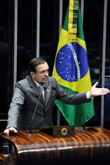 Viagem de Dilma sinaliza nova ordem econômica mundial, diz Pinheiro
