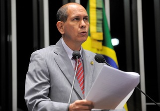 Aníbal Diniz destaca integração entre o Brasil e o Peru