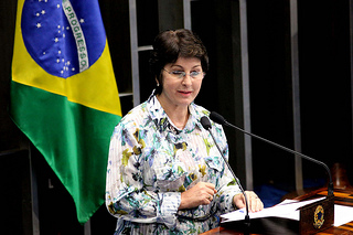 Ana Rita e Paim destacam avanços e redução da pobreza