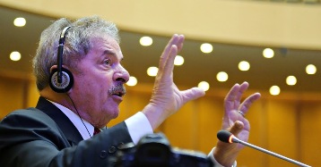 Lula destaca importância do diálogo para construir propostas