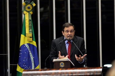 Pinheiro defende compromisso nacional para a formação dos jovens