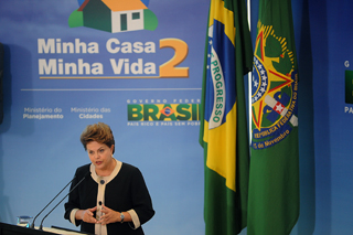 Dilma: mais 700 mil moradias no Minha Casa, Minha Vida até 2014