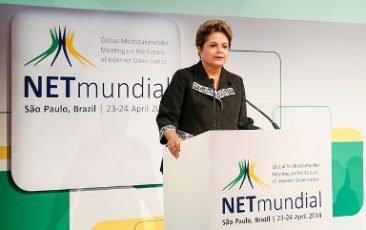 Marco Civil da Internet pôs o Brasil na vanguarda, diz Dilma
