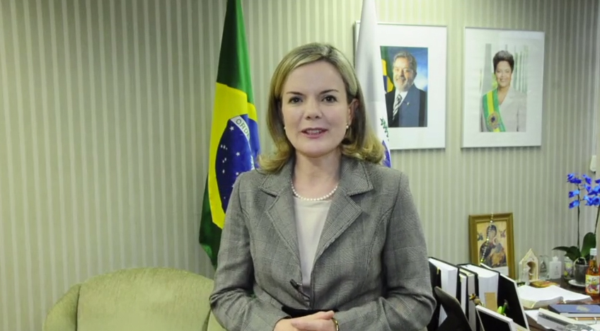 Querem censurar Gleisi por falar que Senado não tem moral para julgar Dilma