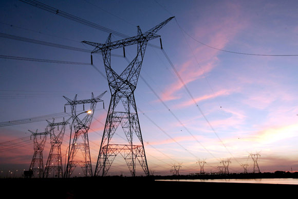 Após leilão, distribuidoras terão energia a R$ 268,33 o megawatt hora