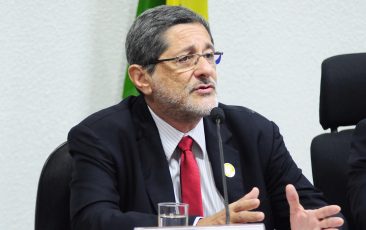 Gabrielli: ataques à Petrobras são campanha da oposição