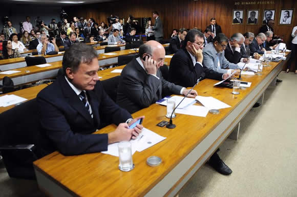 CPMI da Petrobras: oposição tenta, mas espetáculo não decola