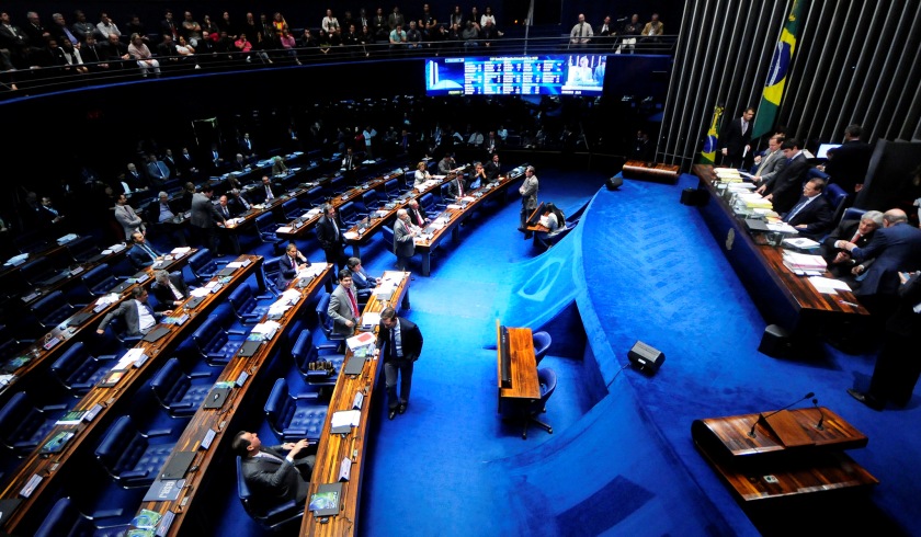 Senado aprova medida que reajusta tabela do Imposto de Renda