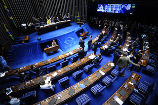 Plenário do Senado aprova proposta que reajusta o salário mínimo até 2019