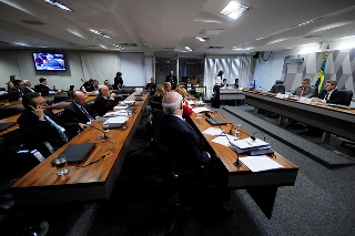 Comissão aprova nova divisão do horário eleitoral e redefine a pré-campanha