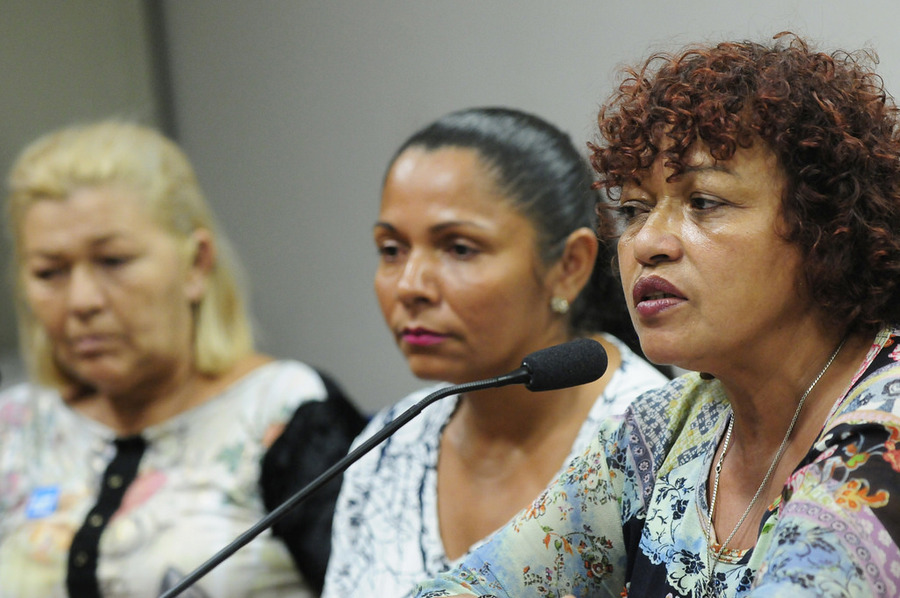 Mães de Maio pedem à CPI apoio a apuração das mortes de seus filhos