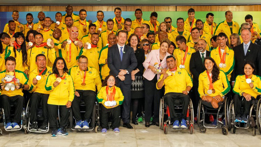 Dilma comemora 10 anos do Programa com recepção a atletas do Pan e Parapan