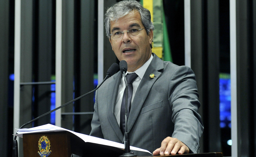 Jorge Viana conta como o Senado, enfim, conseguiu votar a reforma política