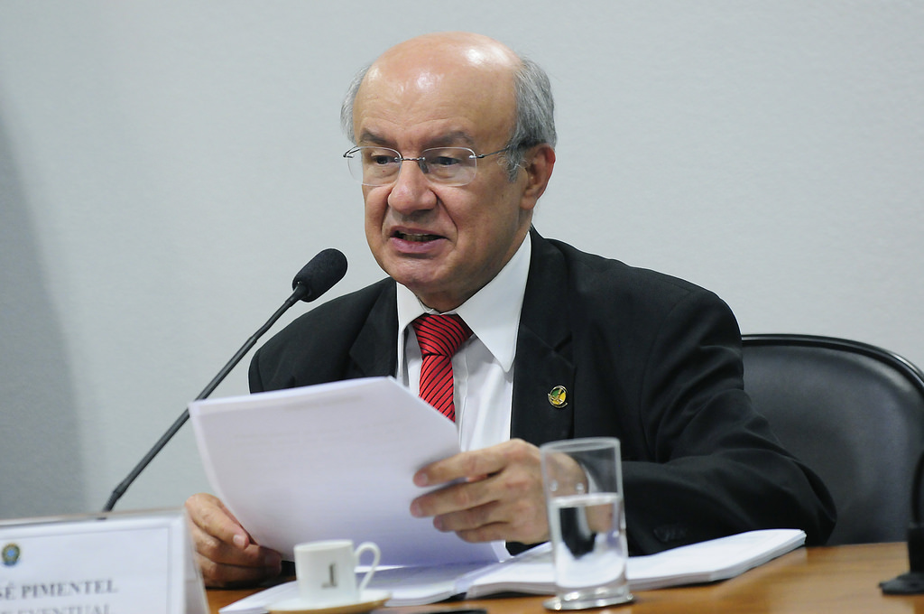 José Pimentel instala comissões para análise de quatro medidas provisórias