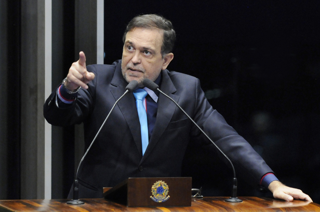 Sem diálogo, não há entendimento possível para sair da crise, diz Pinheiro