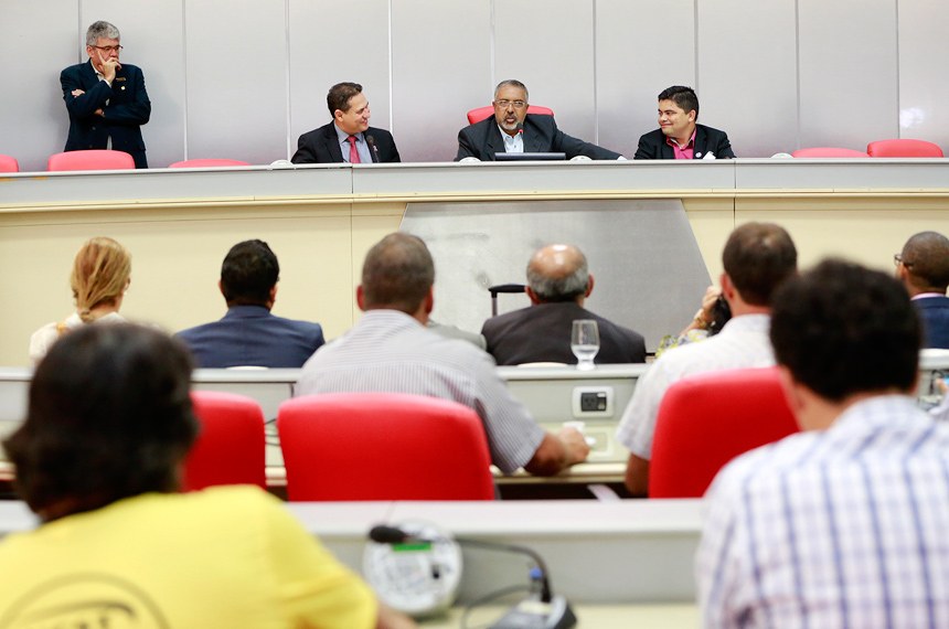 Em Rondônia, há um consenso: o projeto que libera a terceirização não passará