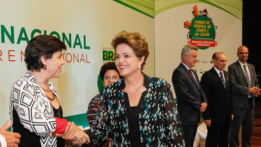 Priorizar combate à fome foi escolha política que transformou vidas,diz Dilma
