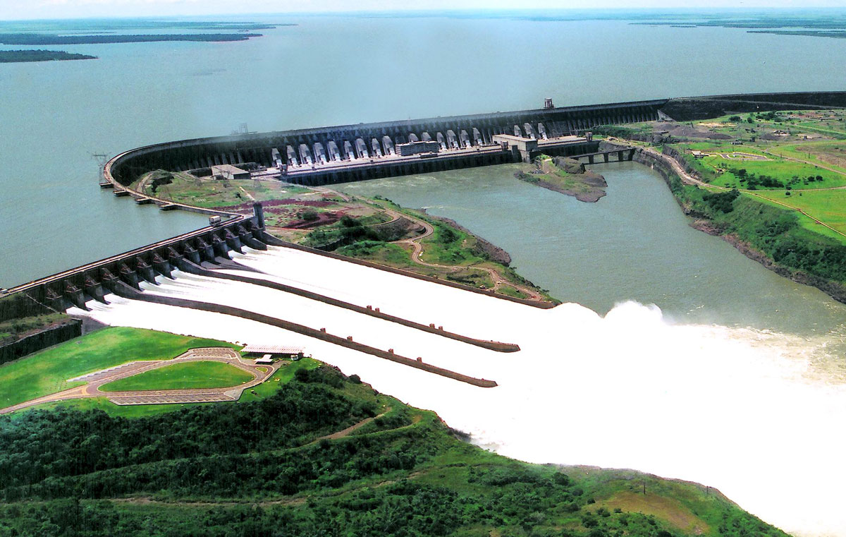 Usina de Itaipu é líder mundial na produção de energia elétrica em 2015