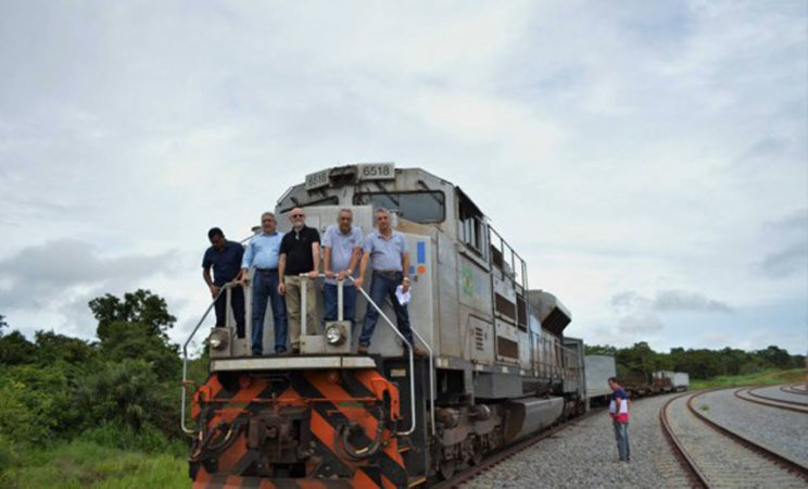 “Ferrovia Norte-Sul é prova que Brasil não está parado”, afirma Donizeti