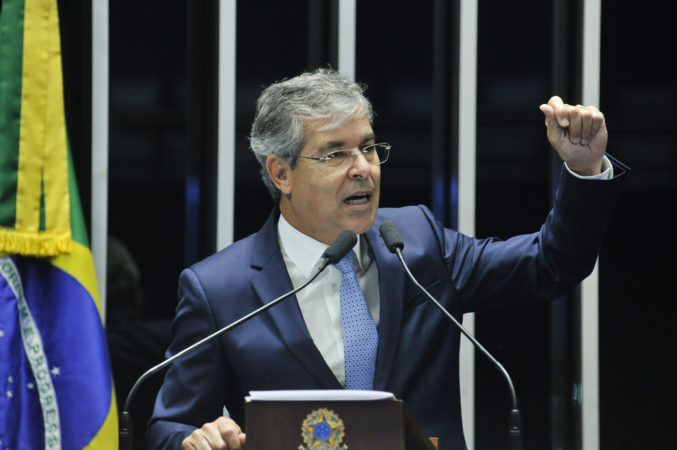 Jorge Viana apoia a ideia de realização de novas eleições para presidente