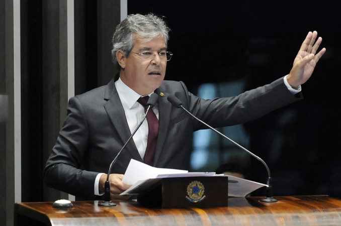Áudio do ‘discurso de posse’ de Temer pode caracterizar crime de conspiração, diz Viana