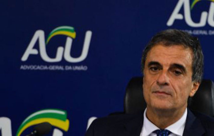 AGU vai ao Supremo e pede anulação do processo golpista conduzido por Cunha
