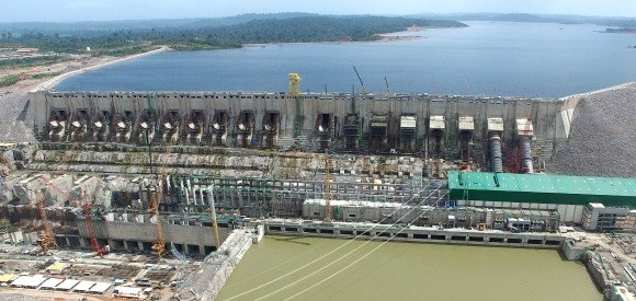 Presidenta Dilma inaugura terceira maior usina hidrelétrica do mundo