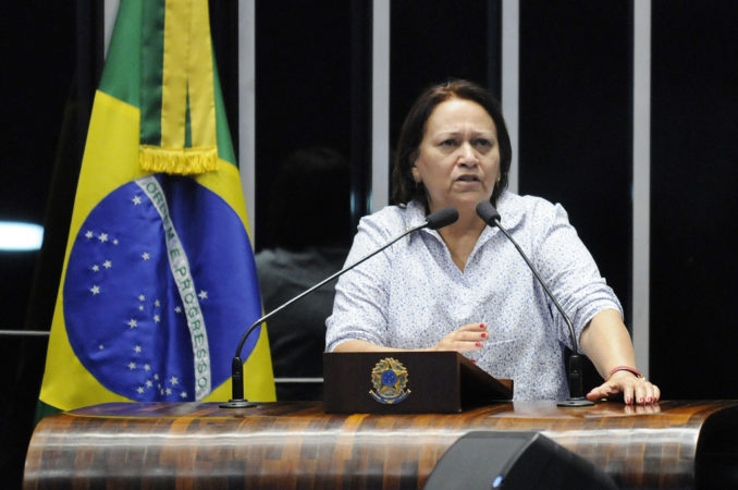 Agenda derrotada nas urnas é um desserviço ao Brasil, afirma Fátima Bezerra