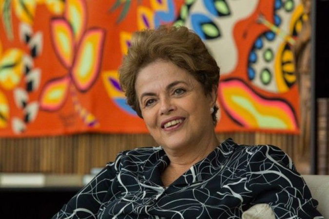 Eles não me tiraram, continuo sendo presidenta, diz Dilma em entrevista