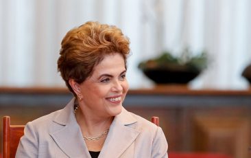 Dilma 27676633835 1227fa84e5 z