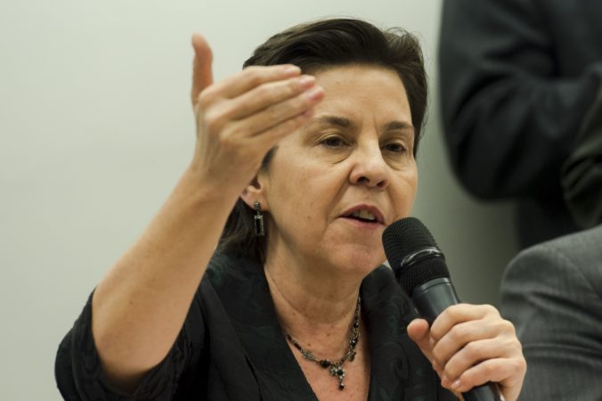 Reconheceram que reajuste do Bolsa Família dado por Dilma era legal, diz Tereza Campello