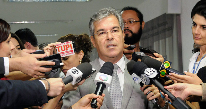 Viana: como governo provisório propõe regime fiscal para próximos 20 anos?