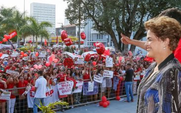 dilma em aracaju