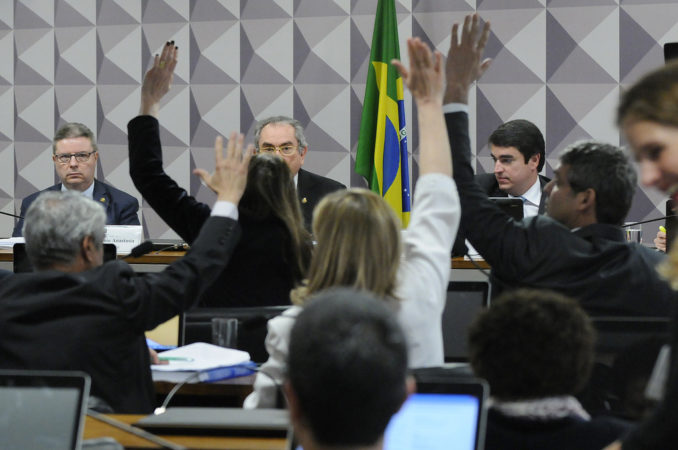Golpistas não querem argumentos e já se decidiram pela saída de Dilma