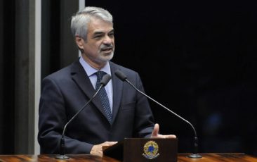 senador Humberto Costa 18ago