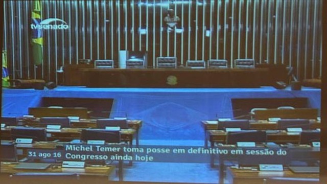 Antes da votação do impeachment, TV Senado exibe texto de ‘posse’ de Temer