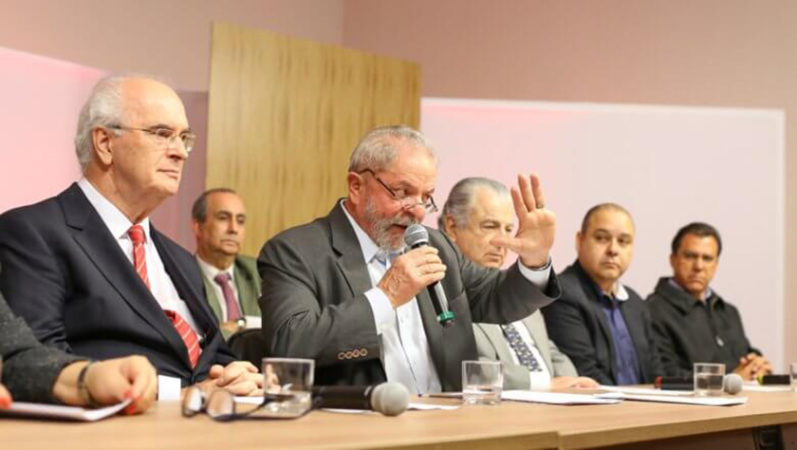 Perseguição de Moro a Lula é criticada e repercute internacionalmente