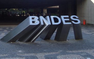 Paisagem-Grafica-da-CidadeFickr-Sede-do-BNDES
