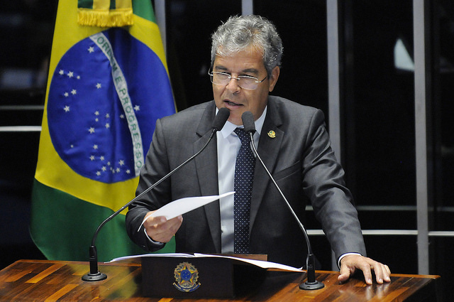 Jorge Viana analisa a grande abstenção nas eleições municipais de 2016