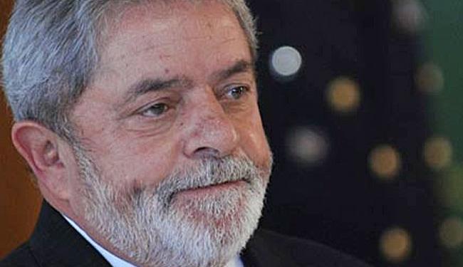 Contas do presidente Lula não têm valores ilegais, dizem advogados